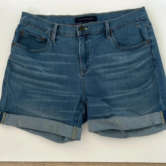 Tommy Hilfiger Jean shorts size 10 denim high waisted shorts - Picture 1 of 6